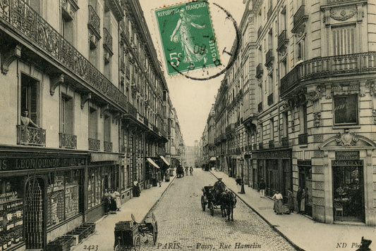 Cobblestone Street in Passy Neighborhood (1909) – Wall Art