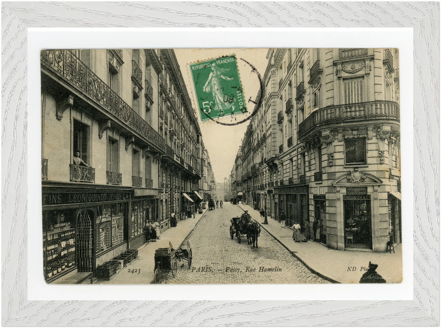 Cobblestone Street in Passy Neighborhood (1909) – Wall Art