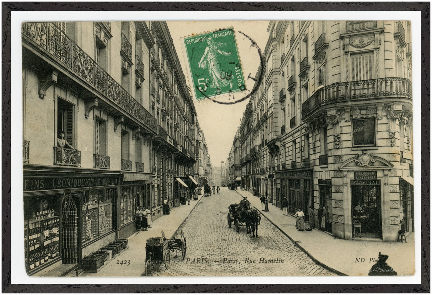 Cobblestone Street in Passy Neighborhood (1909) – Wall Art