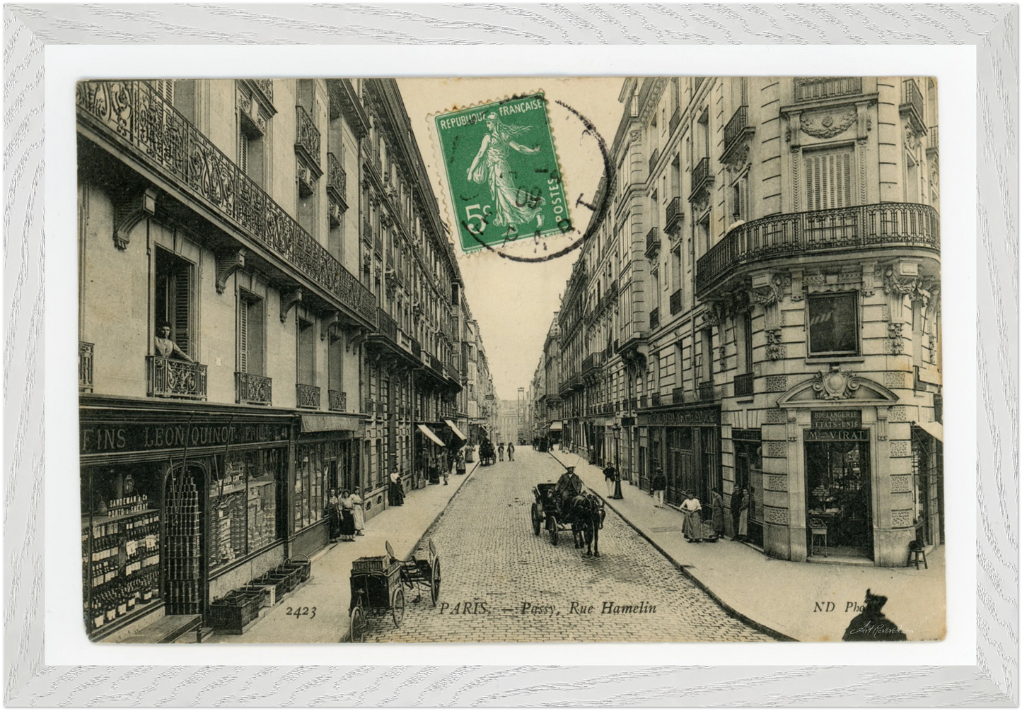 Cobblestone Street in Passy Neighborhood (1909) – Wall Art