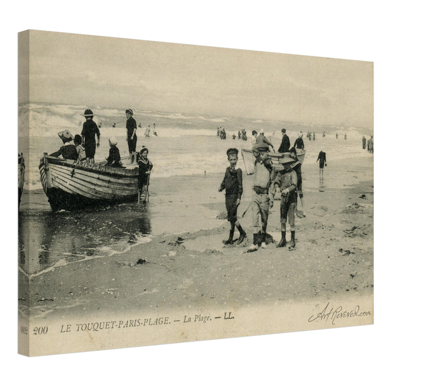 Vintage Wall Art Canvas - Luc-sur-Mer: The Beach at Low Tide (Mailed 1900-1910)